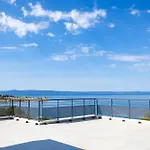 Beachfront Studio Wave Residence Srzic